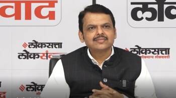 स्वत: मुख्यमंत्रीपदी बसण्याऐवजी देवेंद्र फडणवीसांनी एकनाथ शिंदेंचीच मुख्यमंत्री म्हणून घोषणा केली, तसेच आपण कोणतंही सत्तेचं पद घेणार नसल्याचं त्यांनी जाहीर केलं. यामुळे तर्क-वितर्कांना अजूनच उधाण आलं.