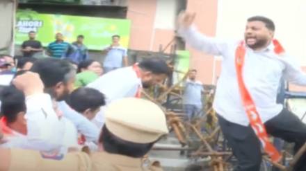 kalyan durgadi fort shivsena protest