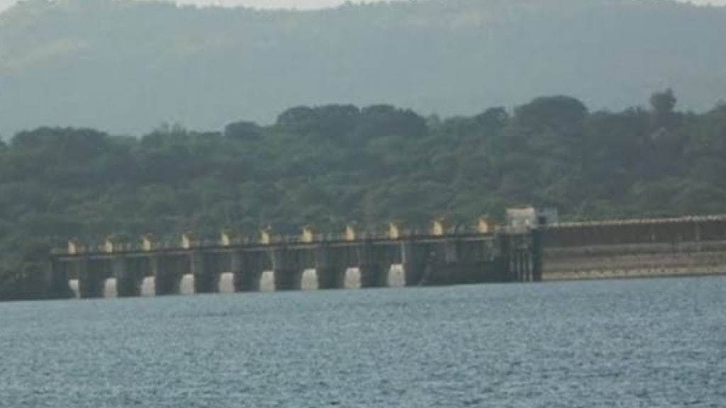 khadavasla dam water storage