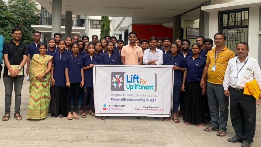 lift for upliftment
