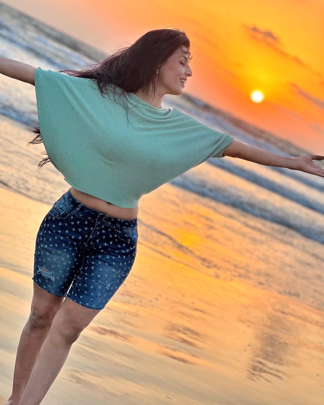 maadhavi nemkar 