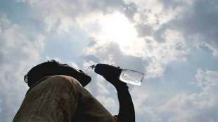 average temperature 33 to 34 degrees celsius in mumbai