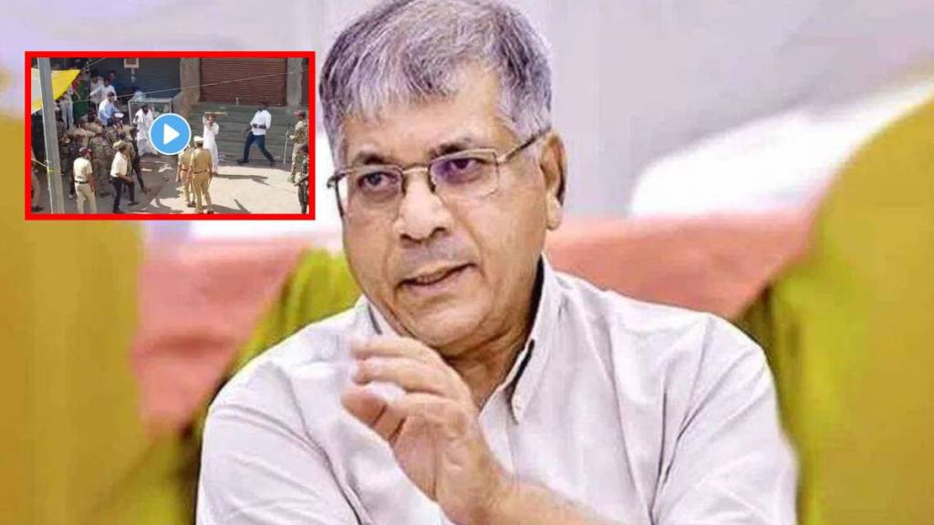 prakash ambedkar on varkari lathimar