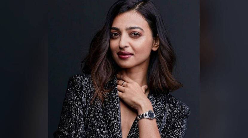 यासाठी तिने ४ कोटी रुपये घेतल्याचे सांगण्यात येते.