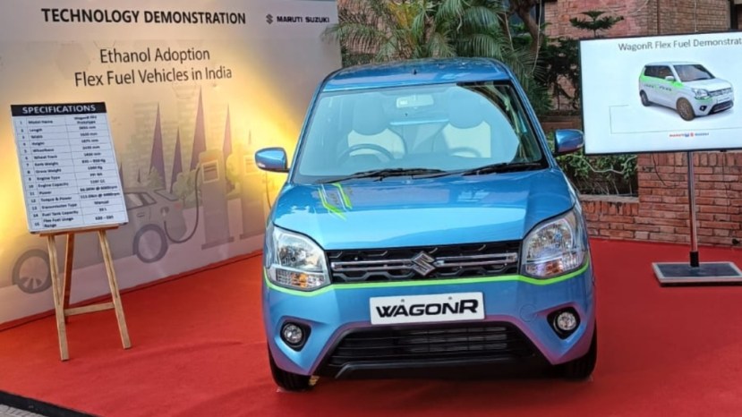 'WagonR' कारच्या १६,३०० युनिट्सची विक्री झाली आहे. (Image Credit- Financial Express)
