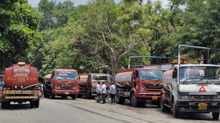 pune residents facing water shortage problem water tanker mafia full swing