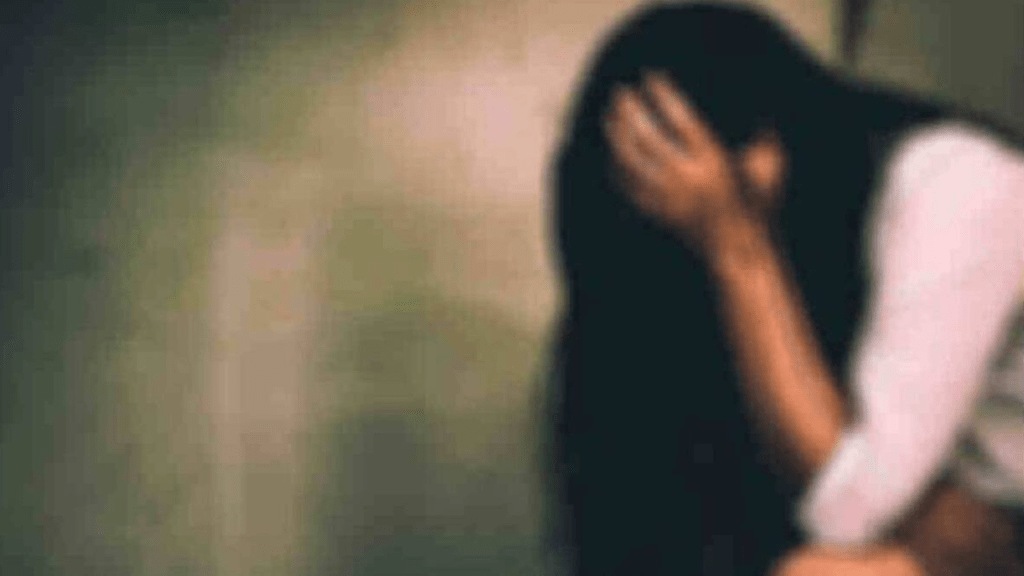 college youth threatened professor circulating pictures social media pune