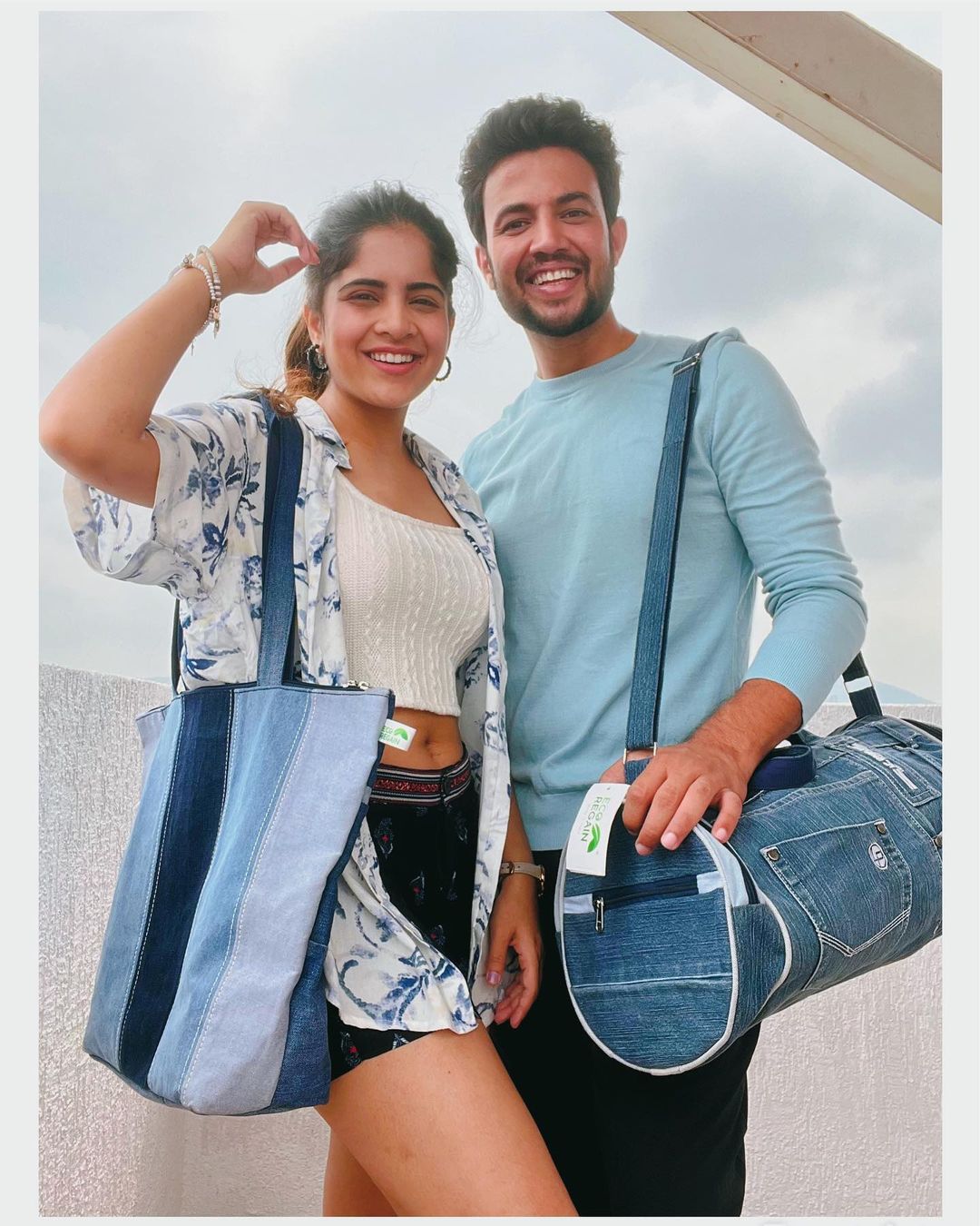 Amruta Deshmukh Prasad Jawade Engagement 7