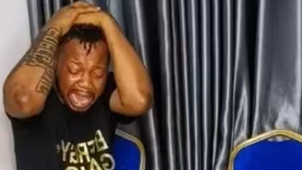 Nigerian man goes blind