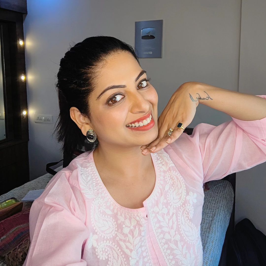 Smita Shewale Rain Saree Photoshoot