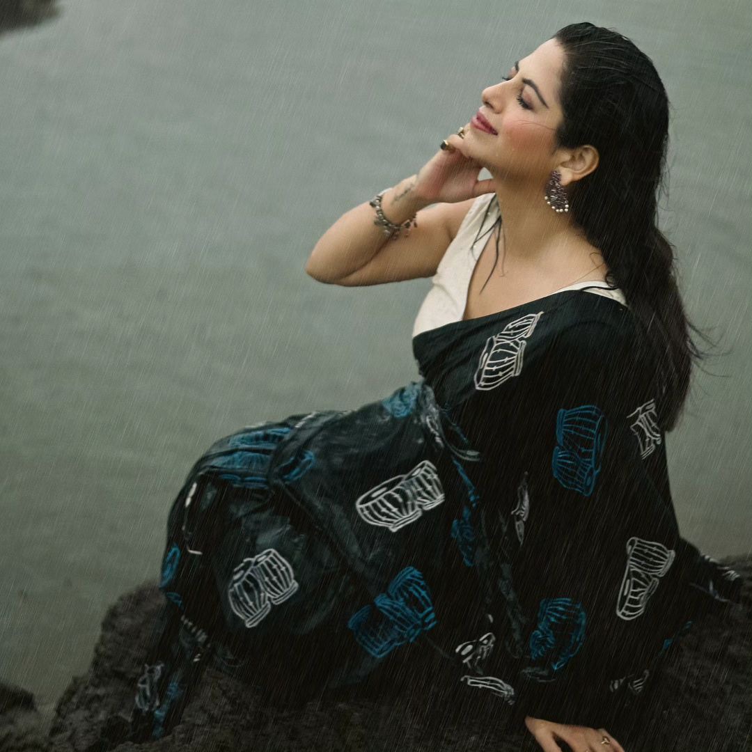 Smita Shewale Rain Saree Photoshoot