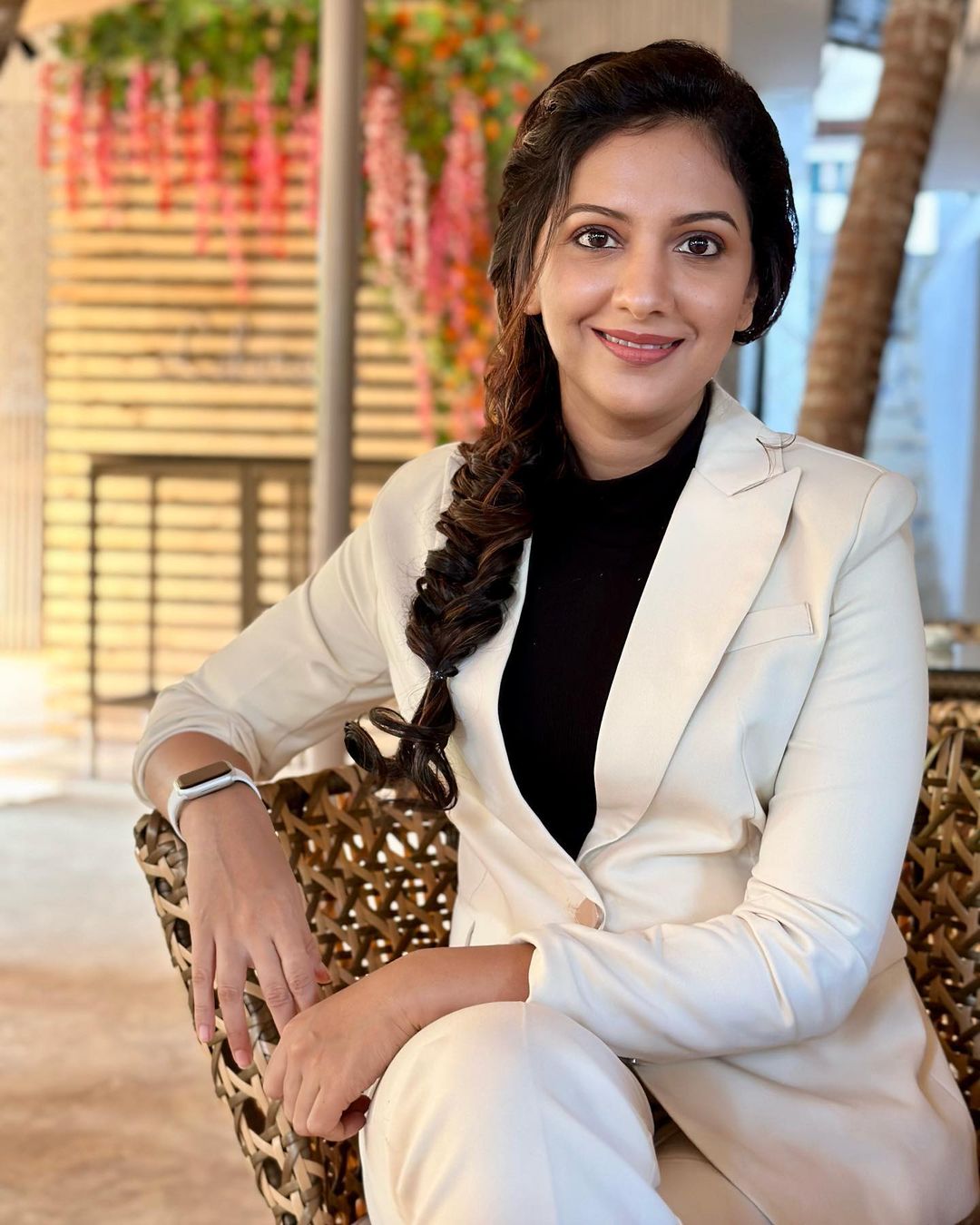 Tejashri Pradhan Premachi Goshta Serial