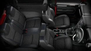 Toyota Fortuner and Mahindra Scorpio N get stuck in flooded road