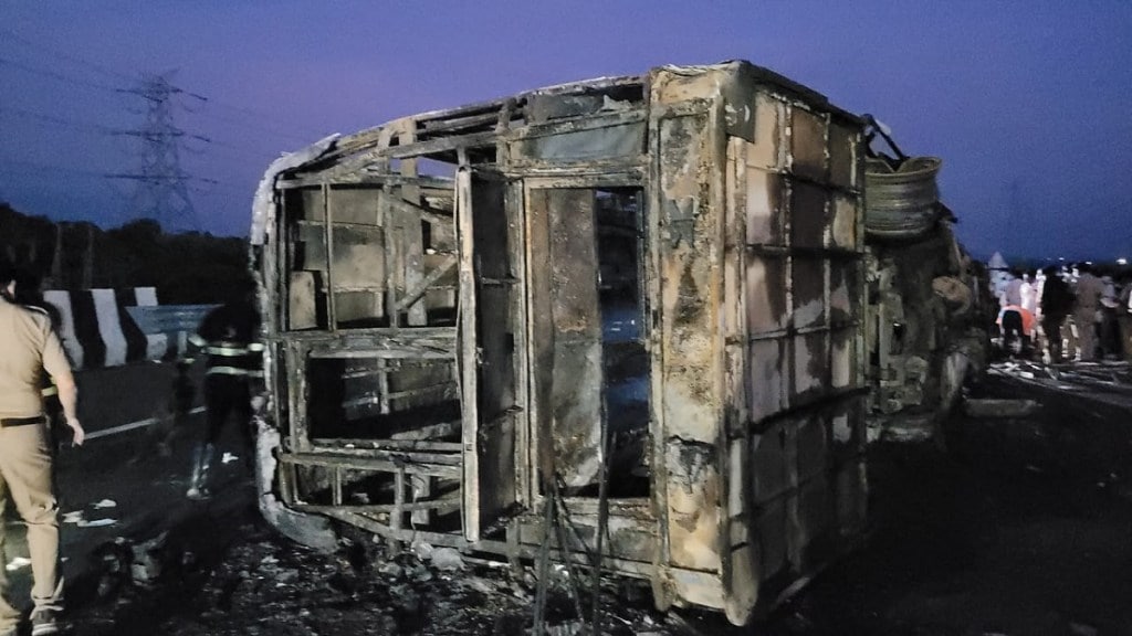 reason bus accidents maharashtra