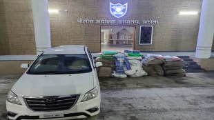 Akola district Gutkha transported