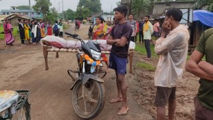 dead body two wheeler Bhamragad taluka