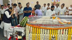 मदनदास देवी यांच्या पार्थिवाच्या अंत्यदर्शनासाठी गर्दी; मुख्यमंत्री एकनाथ शिंदे, उपमुख्यमंत्री अजित पवार, मोहन भागवत पुण्यात दाखल