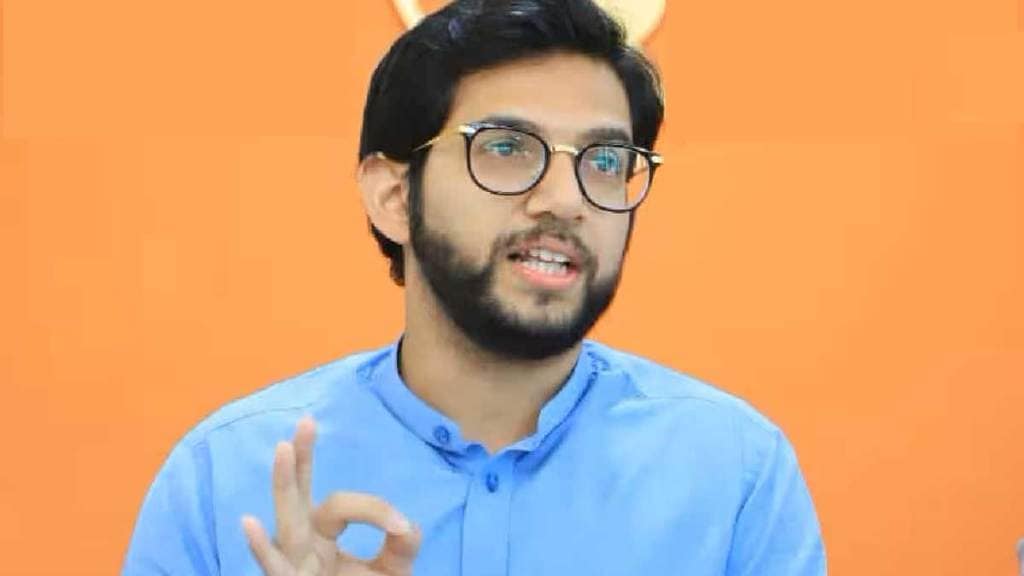 aditya thackeray targeted mmrda for due to metro works