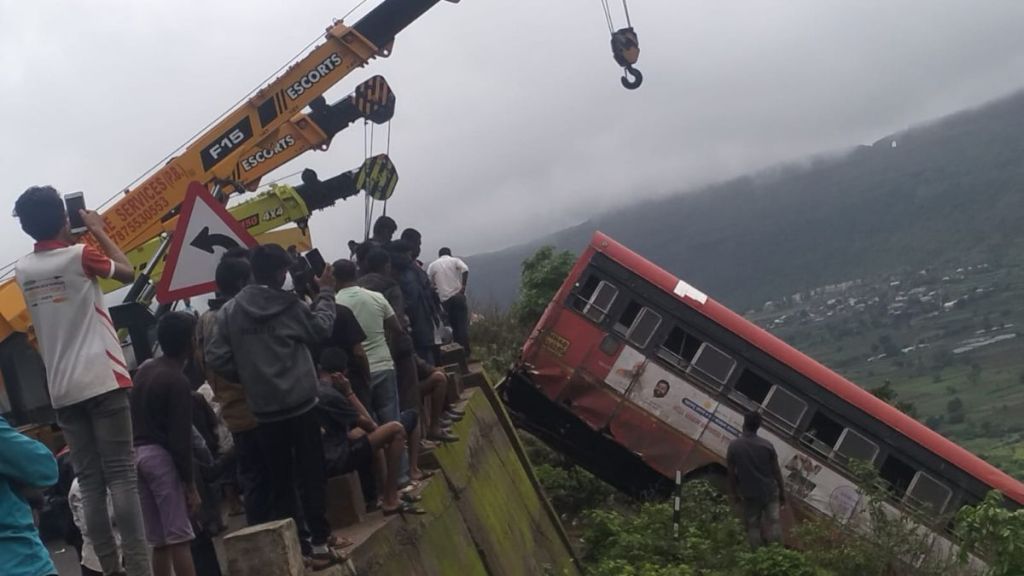 accident bus accident bus