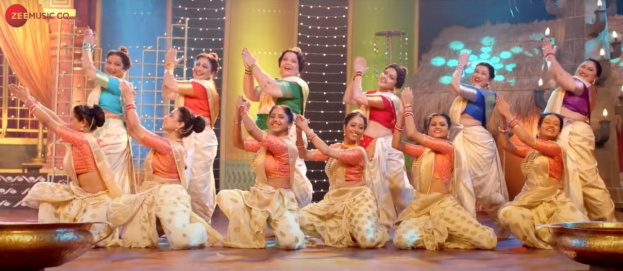 mangalagaur song costume 7