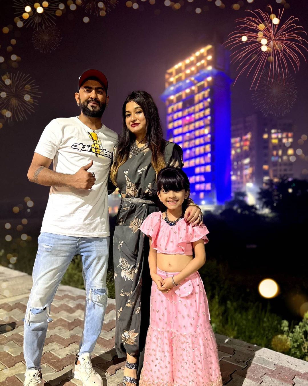 saisha bhoir mother pooja bhoir 