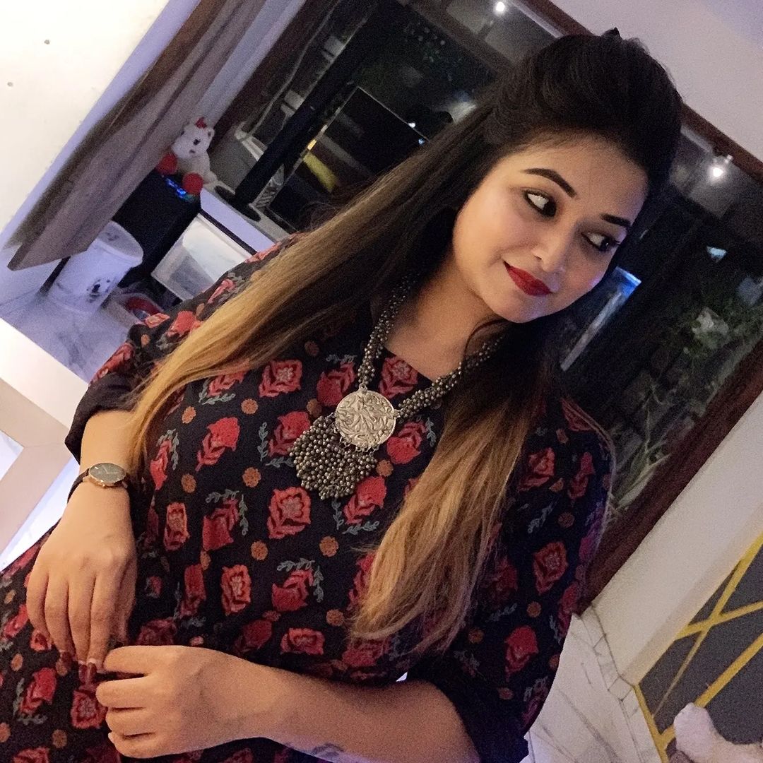 saisha bhoir mother pooja bhoir 