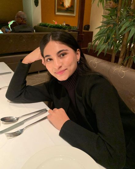 काही दिवसांपूर्वीच सई कॅडबरी सेलिब्रेशनच्या जाहिरातीमध्ये झळकली होती.