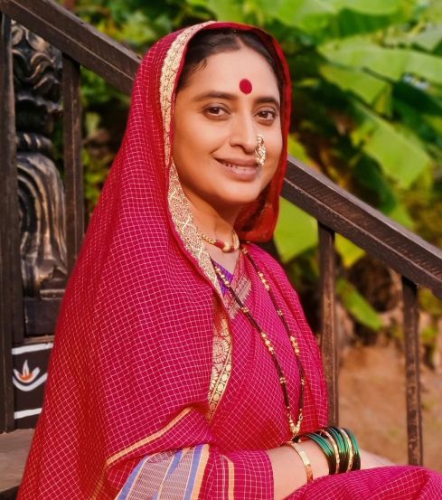 किशोरी गोडबोलेंच्या कामाबद्दल बोलायचं झालं तर, त्या अलीकडेच बंद झालेल्या 'मेरे साई' या मालिकेत बायजाबाई या भूमिकेत झळकल्या होत्या.