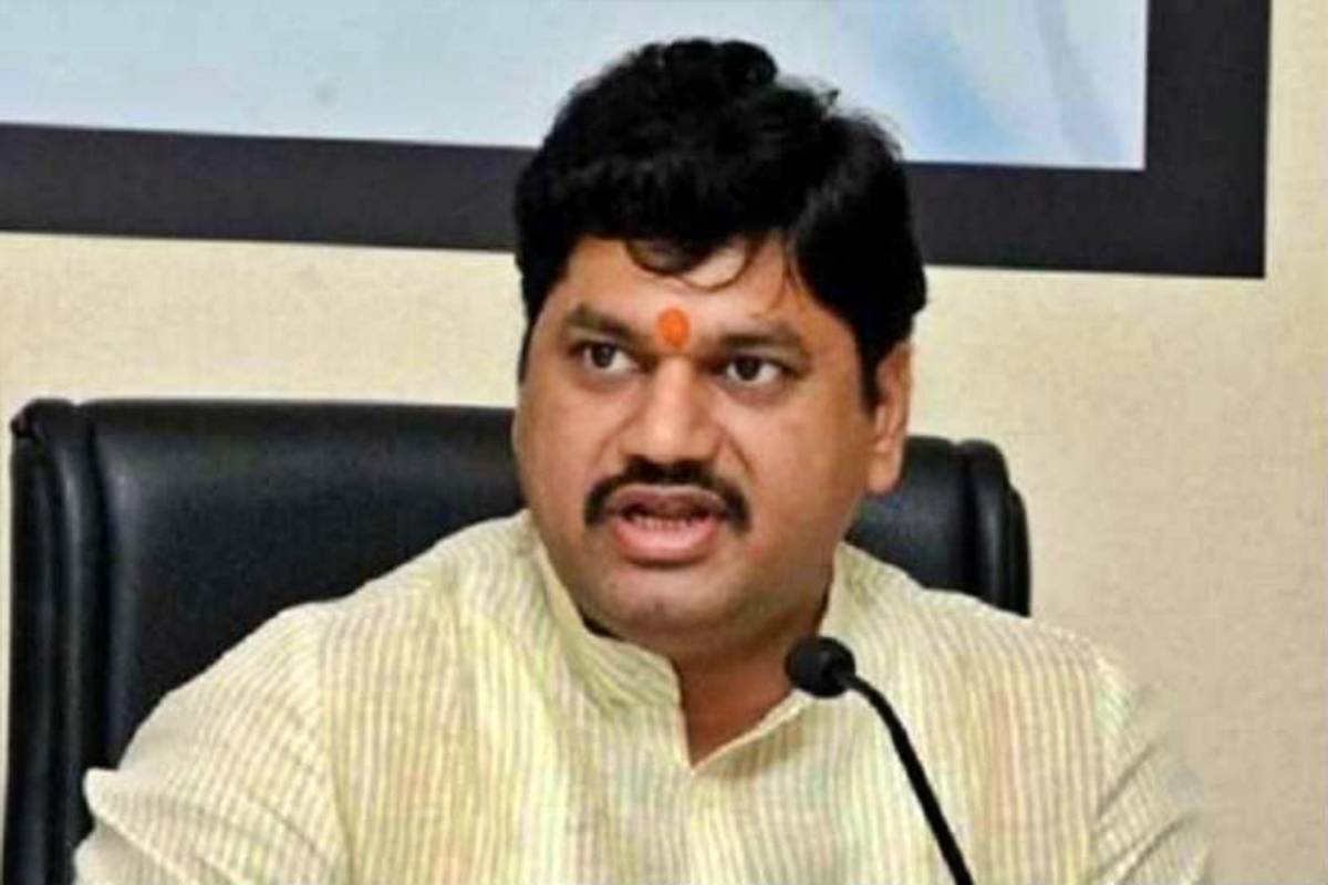 उद्या पशुधनाच्या चाऱ्याचा प्रश्न निर्माण होणार आहे - धनंजय मुंडे