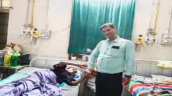 मेडिकल रुग्णालयात अनोखे रक्षाबंधन, चंद्रभागेत सापडलेल्या शंकरबाबांच्या मानस कन्येने बांधली डॉक्टरांना राखी