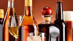 दारूबंदी असलेल्या जिल्ह्यात काँग्रेस पदाधिकाऱ्यानेच उघडला दारूचा गुत्ता