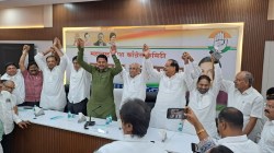 परस्परविरोधी गटांचे काँग्रेस नेते एका व्यासपीठावर, लोकसंवाद यात्रेची आढावा बैठक उत्साहात