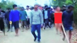 चतु:सूत्र: शरण गेलेल्या वृत्तवाहिन्या!