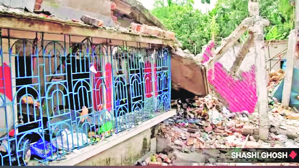 explosion in the firecracker factory in west bangal