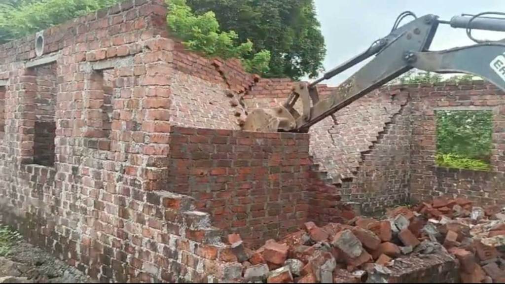 chawl demolished in bhal gaon on malang gad road in kalyan chawl demolished in bhal gaon on malang gad road in kalyan