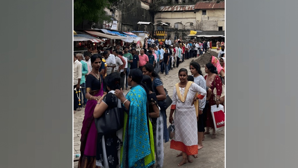 kolhapur crowded tourists devotees consecutive holidays kolhapur crowded tourists devotees consecutive holidays