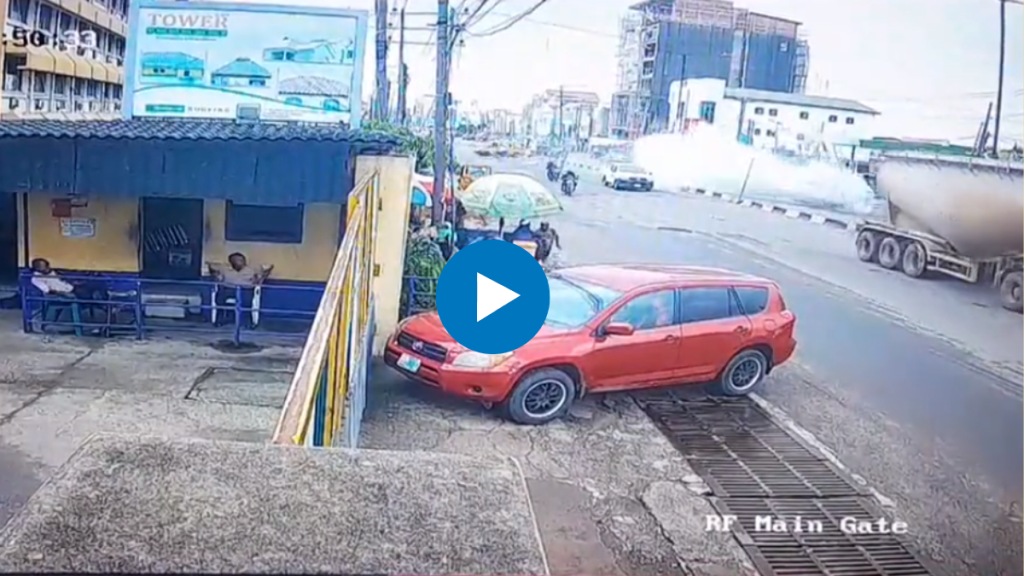 Plane Crashes On Busy Road Bursts Into Flame Watch Viral Video