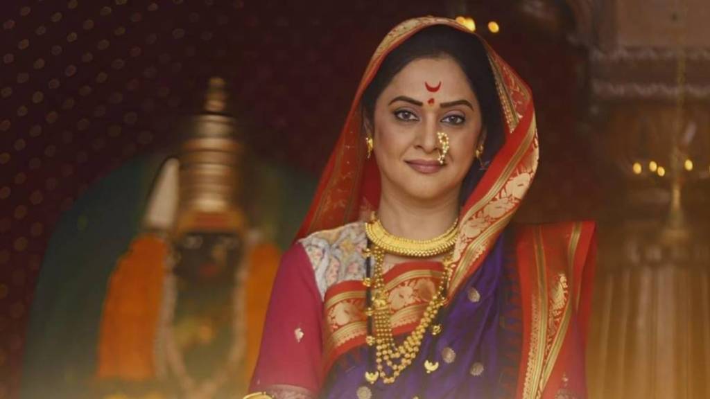 subhedar fame actress mrinal kulkarni urges to maharashtrian audience subhedar fame actress mrinal kulkarni urges to maharashtrian audience