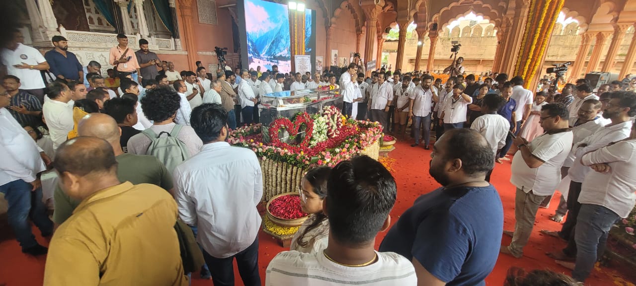 nitin desai funeral 