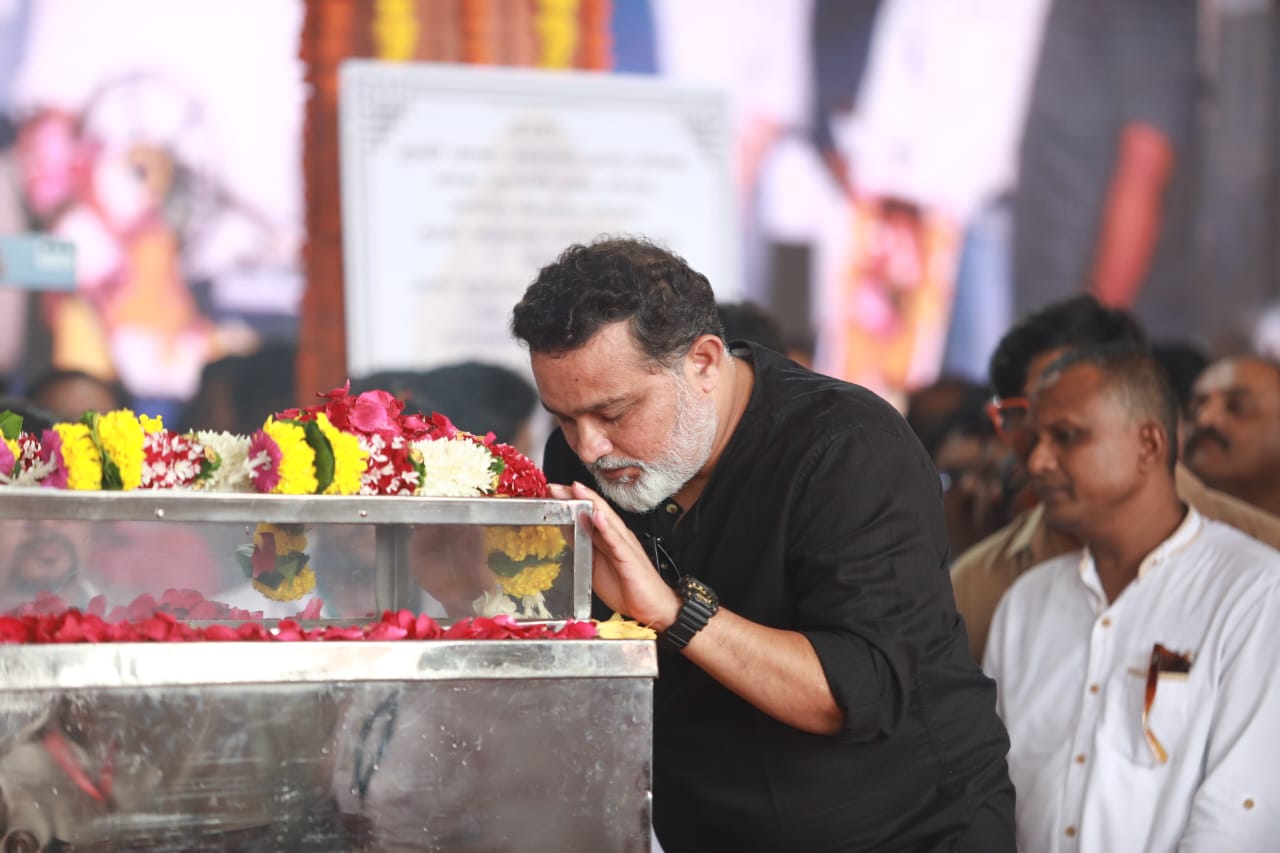 nitin desai funeral 