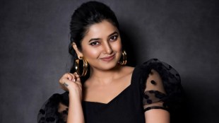 prajakta mali 13