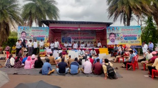 indefinite symbolic hunger strike non-resolution employees' problems salary navi mumbai