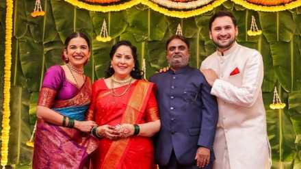 siddharth chandekar mitali mayekar mother siddharth chandekar mitali mayekar mother