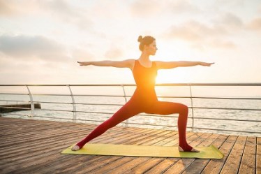 Onam ogillari bilan jinsiy aloqa qiladi