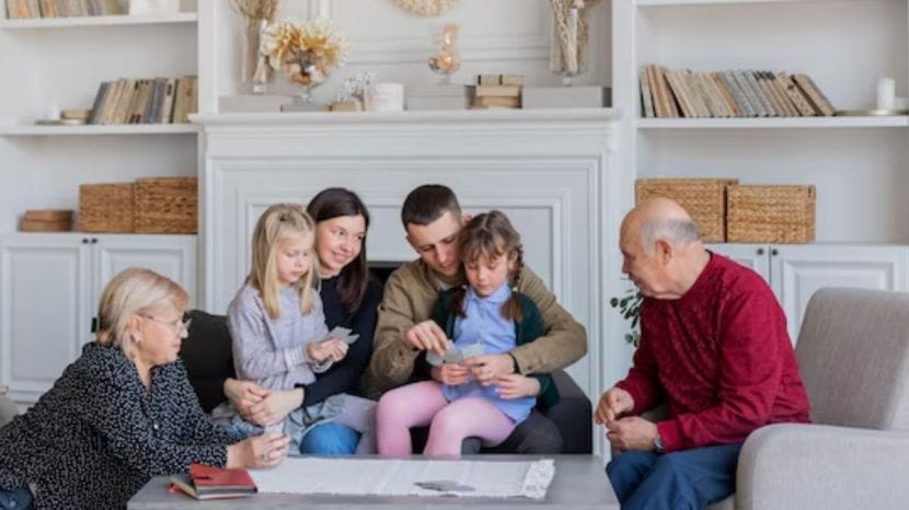 benefits of living in a joint family