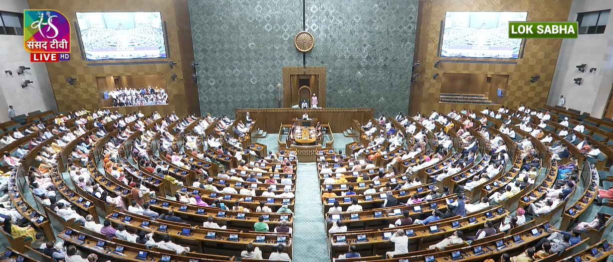 New-Parliament-building-special-session-loksabha-photos
