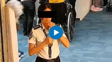 On camera Philippines airport staff swallows cash stolen from passenger On camera Philippines airport staff swallows cash stolen from passenger
