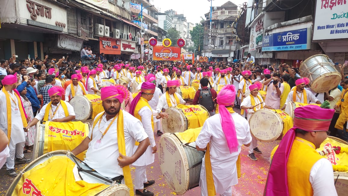 Pune-five-Manache-Ganpati-immersion-procession