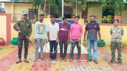 Three Jahal Naxalites arrested Three Jahal Naxalites arrested