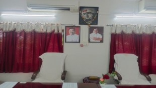 Photos of Wadettiwar Mungantiwar